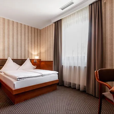 酒店 巴斯洛弗罗茨瓦夫高级酒店 3*