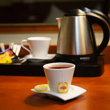 巴斯洛弗罗茨瓦夫高级酒店 弗罗茨瓦夫