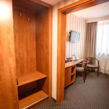 Premium Bacero Hotel