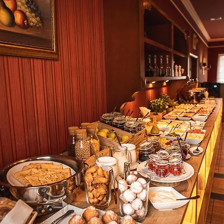 Premium Bacero Hotel 3*