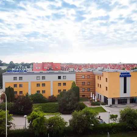 Premium Bacero 3* Wrocław