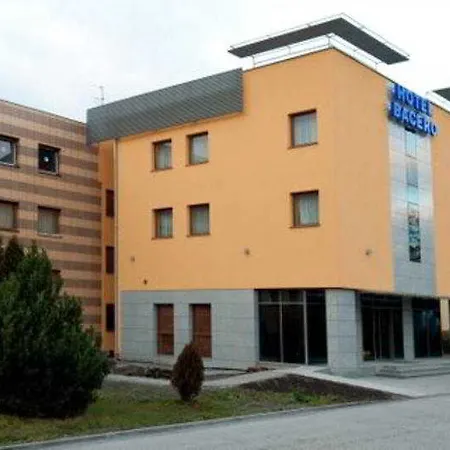 Hotel Premium Bacero