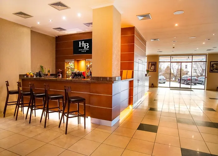 Premium Bacero Hotel